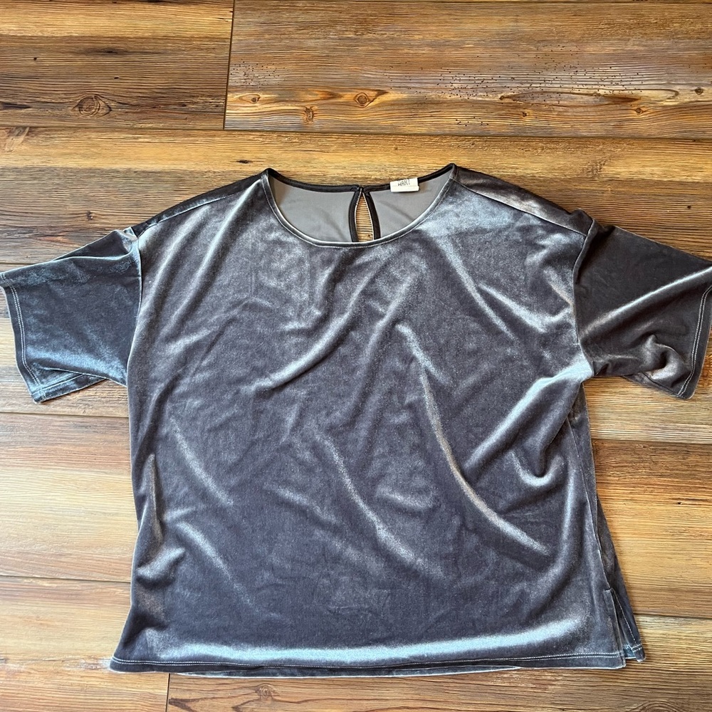 Silver velvet top M good hart by Matilda Jane